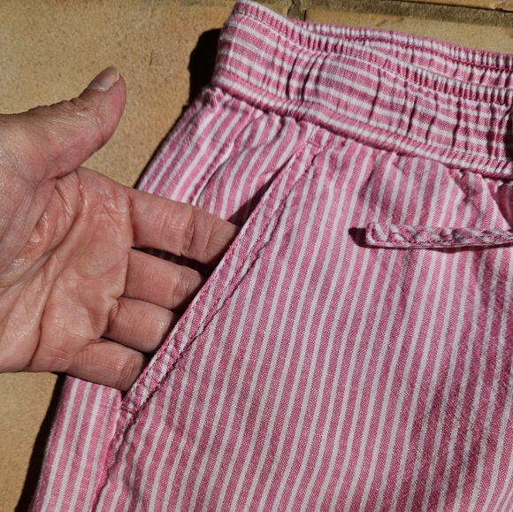 Vineyard Vines Linen/Cotton Drawstring Shorts - Picture 4 of 11